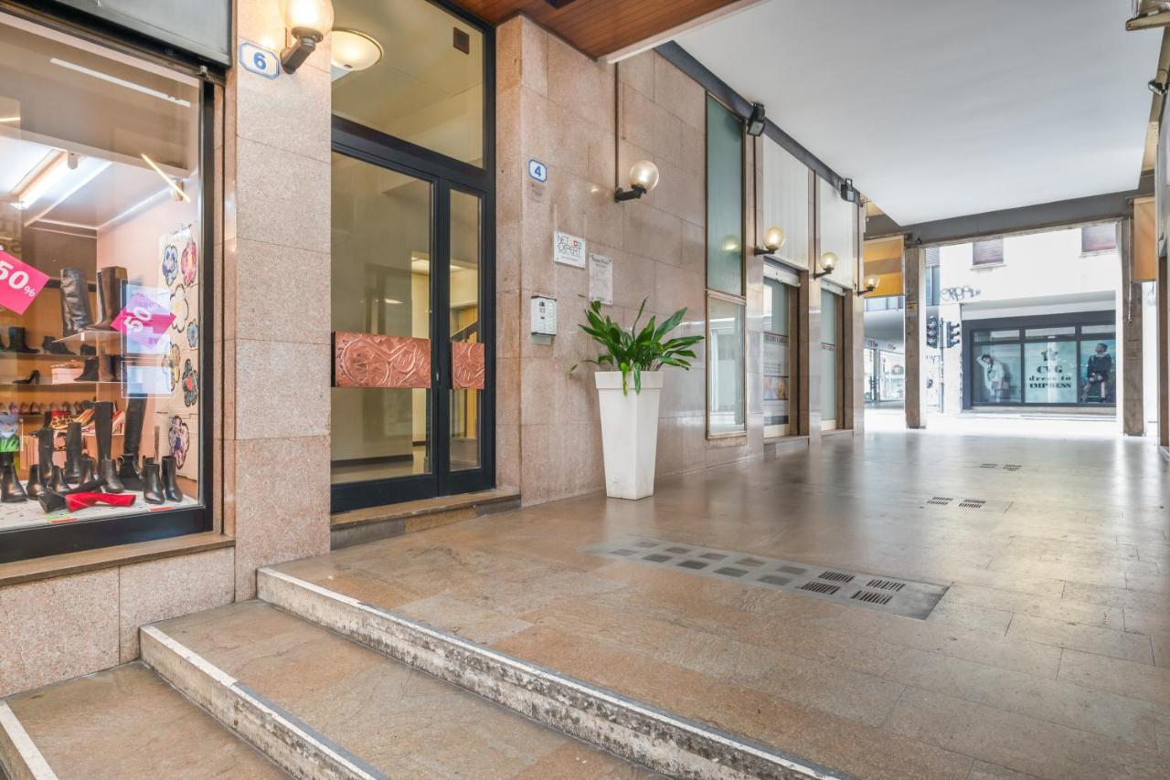 Galleria Eremitani Exclusive Elegant Apartment Padova Exterior foto